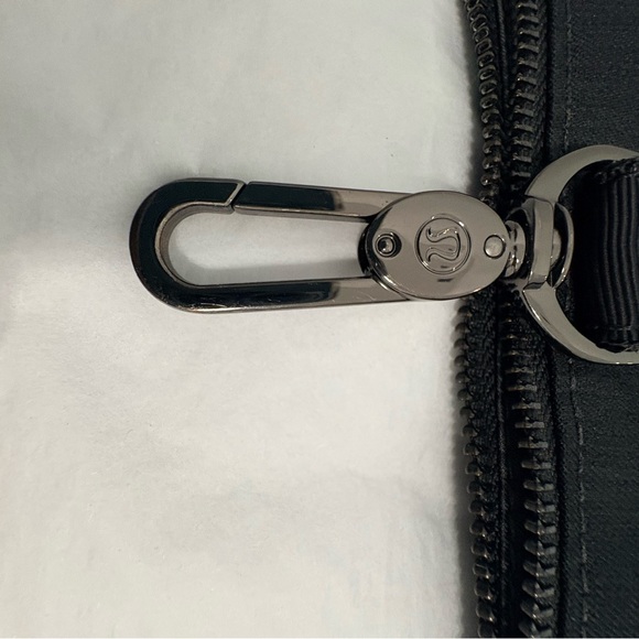 Lululemon | Rise & Shine Backpack | Black | EUC - Picture 10 of 11